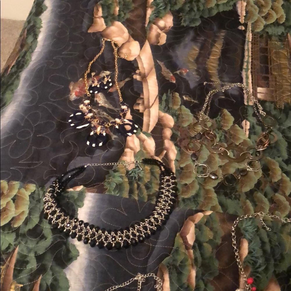 Jewelry - Picture 2 of 6